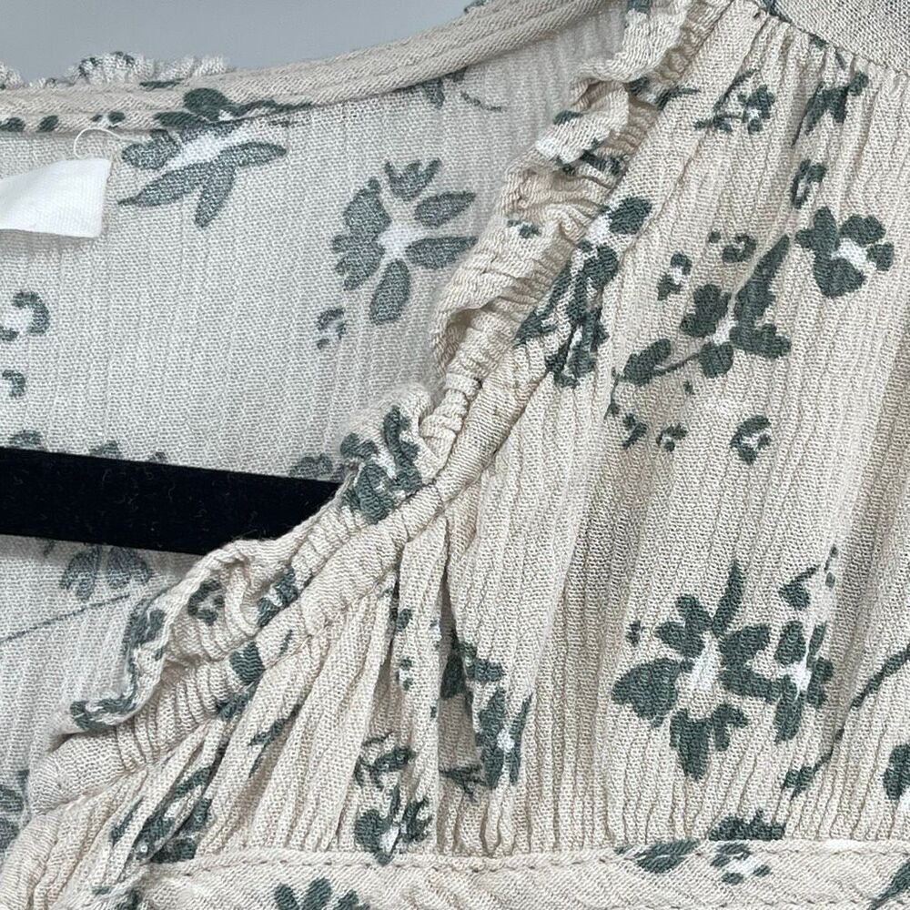 Maurices Large Oatmeal Floral Peasant Top Ruffle V-Neck Long Sleeve 100% Rayon - Picture 11 of 14